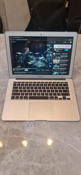 For sale macbook air 13 inch 2017