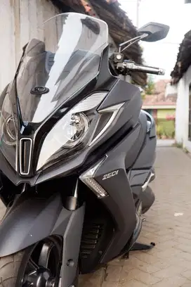 Jual Kymco Downton 250i Like New Km rendah