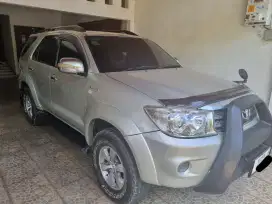 Toyota Fortuner 2.7V AT 4x4 2006