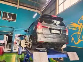 Toyota Kijang Innova 2009 Bensin