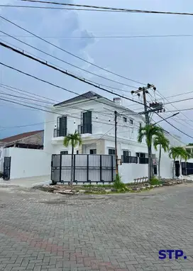 Rumah baru design American-Style di Sutorejo tipe Hoek