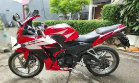 Dijual Motor CBR 150