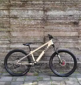 Sepeda MTB Cantik