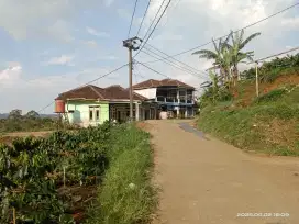 Dijual-tanah dengan luas 38-tumbak/532m².legalitas-AJB.pinggir-jalan