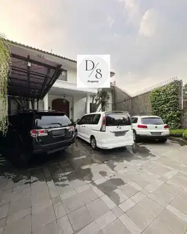 Jual Rumah Mewah Senopati Area. LT.625/LB.600. 5BR. 5Bath. Harga 39M!