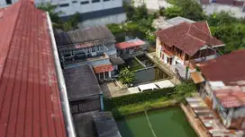 Di jual rumah, 2 bangunan