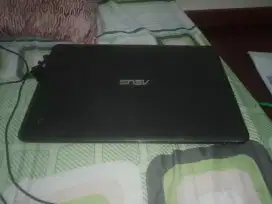 Laptop bekas Asus x454y