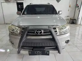 Toyota Fortuner G matic DieseL 2011