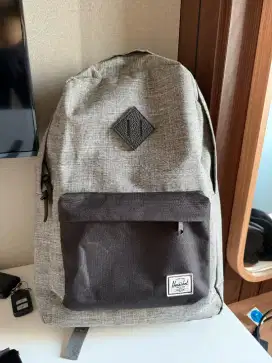 Tas herschel classic like new