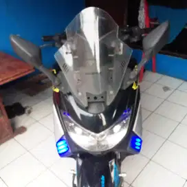 Dijual nmax warna hitam 2016