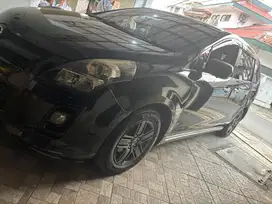 Mazda 8 2012 Bensin