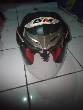 D jual Helm merk GM