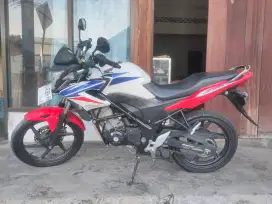 Honda CB 150R tahun 2014