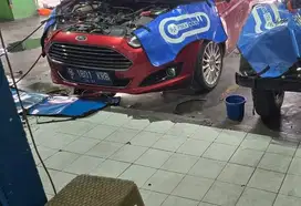 Ford Fiesta 1.5 Sport Merah 2014 LOW KM!