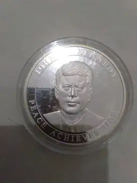 Koin Perak John F. Kennedy MALTA 2003 1oz SILVER 999