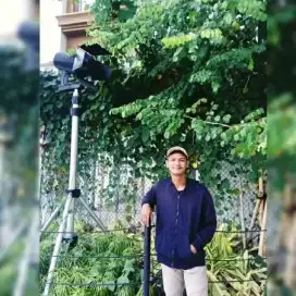 Cari pekerjaan yang halal.