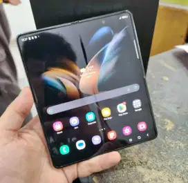 Samsung Z Fold 4 256GB Ex Garansi Resmi SEIN