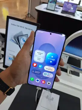 Samsung S25 Plus 5G Bonus Free Galaxy Buds3 + Free Speaker Premium