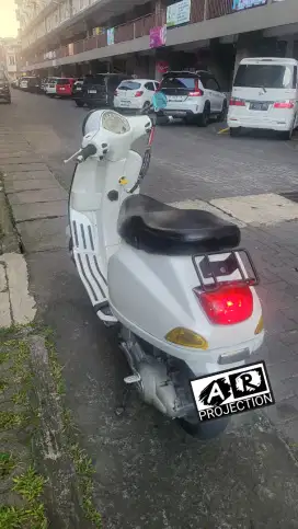 Jual vespa lx 125 tahun 2012