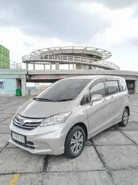 (Promo Tdp 10jt) Honda Freed 1.5 PSD AT (Automatic) 2012 Silver