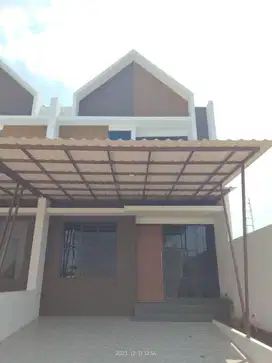 Rumah 2 Lantai Dekat Kota Wisata Cibubur 600 Jutaan