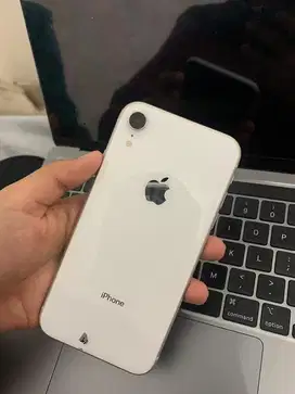 IPHONE XR 64GB WHITE