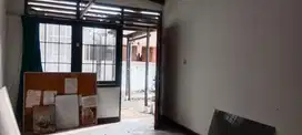 Dijual rumah di Mainroad Dago Bandung cocok untuk kantor maupun usaha