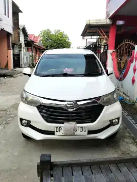 DAIHATSU XENIA 1.3 X