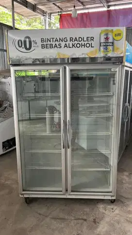 Showcase Chiler Gea 1050 Liter