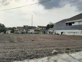 Disewakan / Dijual Lahan Siap Pakai Raya Mayjend Jonosewojo, Surabaya