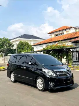 Toyota Alphard SC Premium Sound 2.4 A/T 2012 ISTIMEWA!