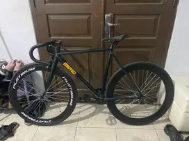 Sepada fixie custom bekas