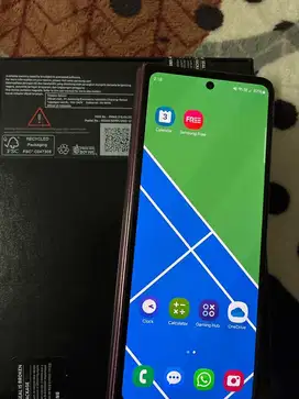 Samsung z fold 4 12/256 Sein