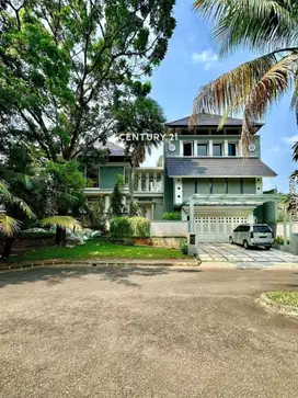 Rumah Hook Lux Bintaro Jaya Sektor 9 Ada Private Swimming Pool