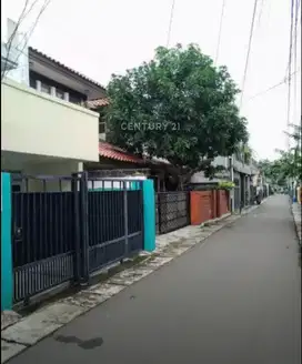Disewakan Rumah DI Daerah Cempaka Putih Jakarta Pusat