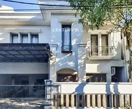 Rumah Ada Halaman Belakang Luas Bintaro Jaya Sektor 9