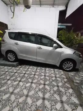 Dijual SUZUKI ERTIGA th 2013 MT, type GL 1.4