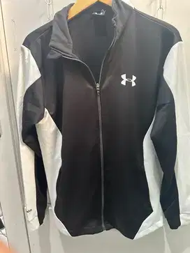 Jaket under armour 100% original