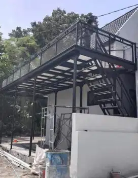 Kanopi balkon 2 lantai mezzanine outdoor