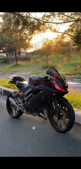 Yamaha R15 V3 2018 Jual cepat Harga Nego Tipis