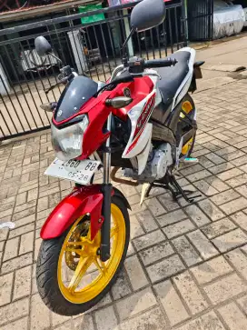 Vixion ks 2013 putih