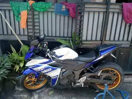 Yamaha R25 surat komplit