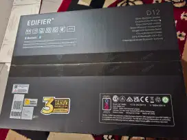 Speaker Edifier Tipe D12 warna putih