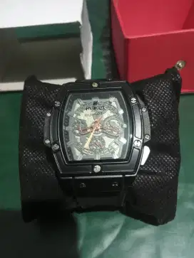 Jual Koleksi Pribadi Jam Tangan Hublot Cooper Red Dial Sidoarjo