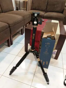 Tripod Beike QZSD 555