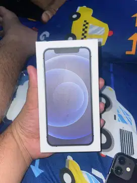 Iphone 12 mini inter Second like new