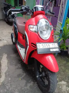 Honda Scoopy ISS Remot Low Km Pjk Hidup