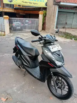 Honda Beat Deluxe 2024 ss kumplit km low full ori istimewa
