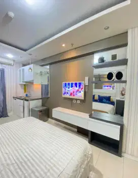 Sewa apartemen Harian Jakarta Pusat green Pramuka Termurah