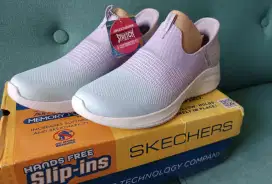 Sepatu skechers
